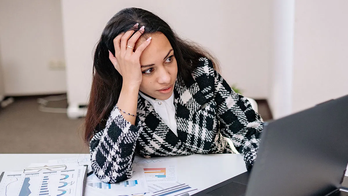 Office Karen Calls Out Coworker For Using ADA Accommodations, They Shut Her Down
