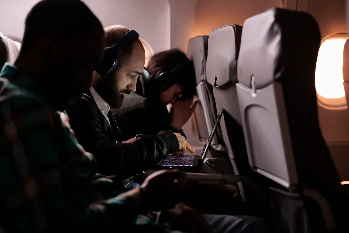 Stranger On My Flight Helped Through My Anxiety Attack