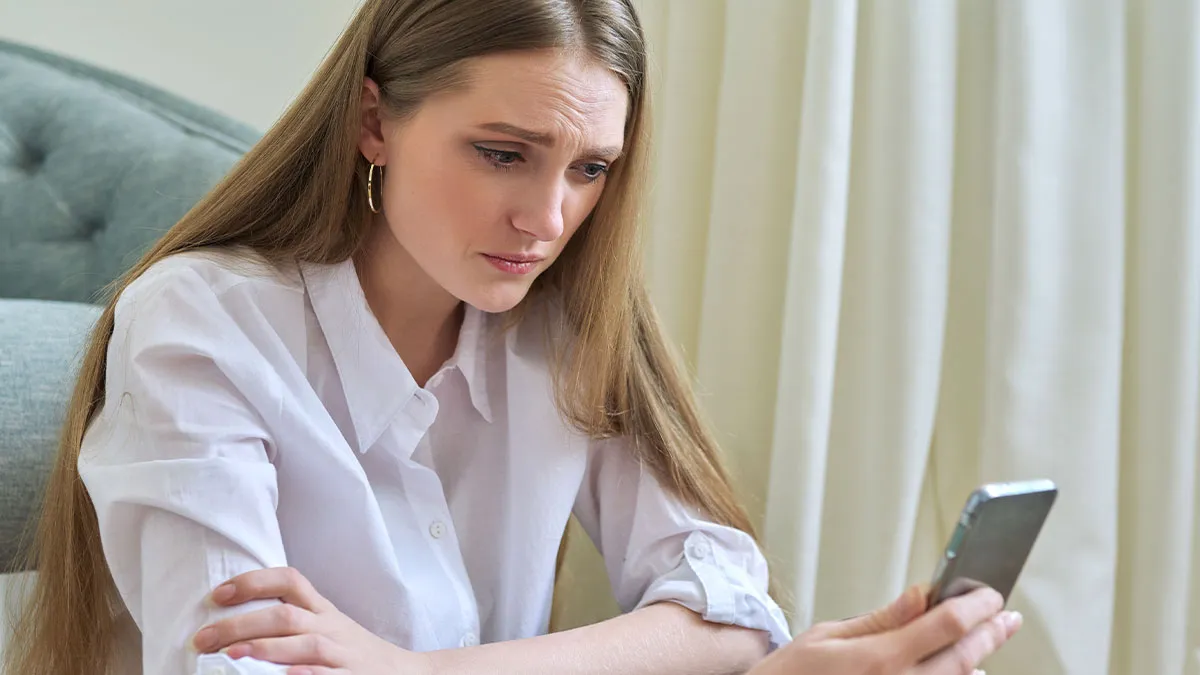Mom Lets Stepkids Make Daughter Miserable For Years, Suddenly Wants A Second Chance When She’s Gone