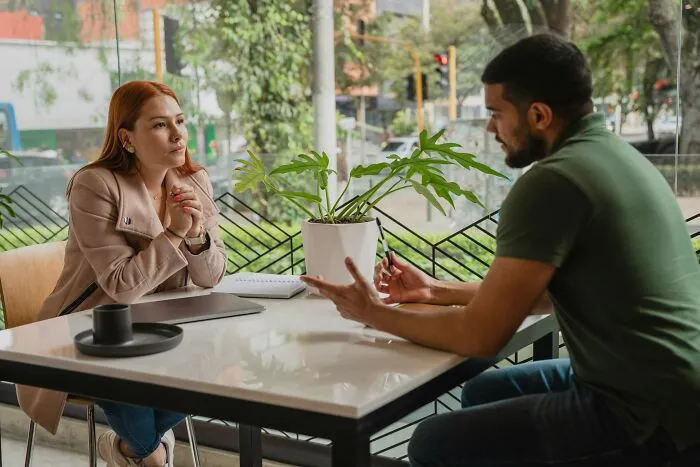 "Unsure About Dinosaurs": 50 People Who Dated Morons Reveal Their Dumbest Beliefs