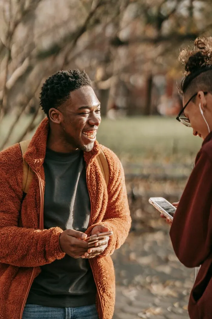 34 Behaviors That Set Very Intelligent People Apart From Everyone Else