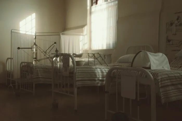 54 Creepy Things Hospital Staff Have Witnessed That Sound Straight Out Of A Horror Movie