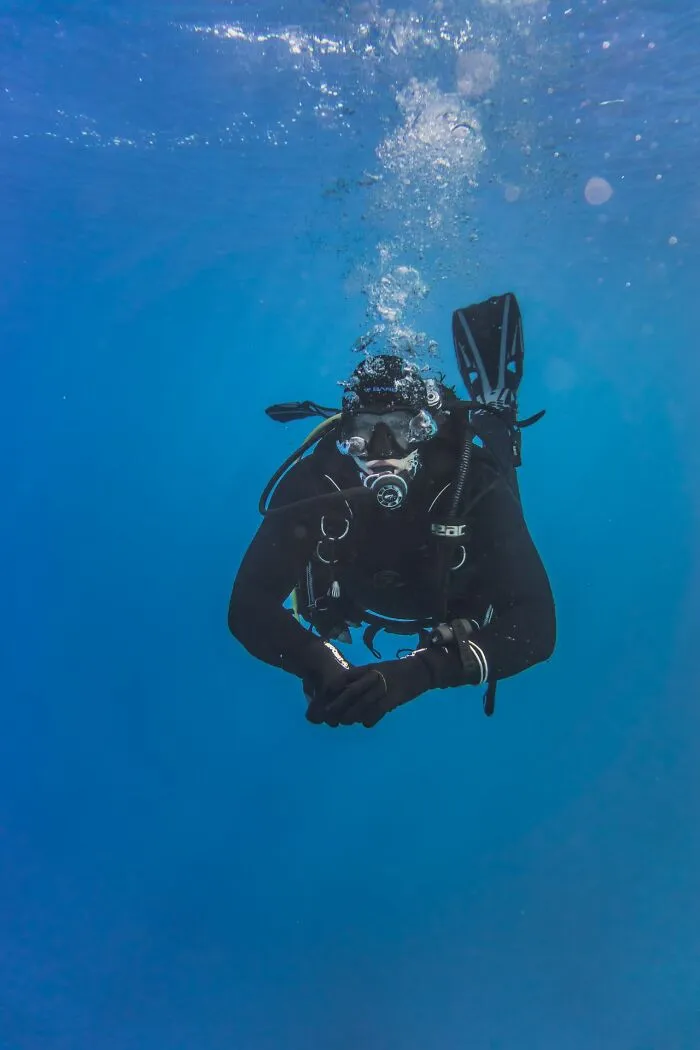 “Ended My Diving Hobby Forever”: 49 Terrifying Times Divers Were Caught Off-Guard Underwater