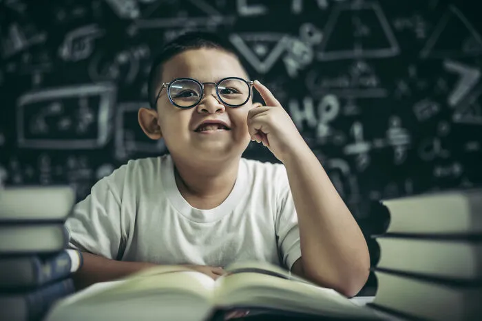 45 Teachers Share Psychopathic Behavior They Have Noticed In Kids That Left Them Horrified For Years