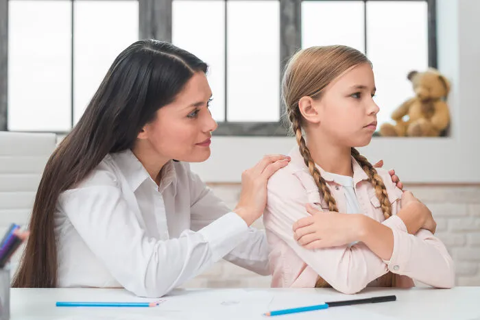 45 Teachers Share Psychopathic Behavior They Have Noticed In Kids That Left Them Horrified For Years