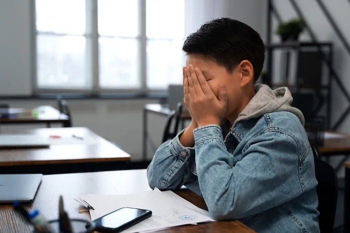45 Teachers Share Psychopathic Behavior They Have Noticed In Kids That Left Them Horrified For Years