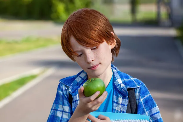 45 Teachers Share Psychopathic Behavior They Have Noticed In Kids That Left Them Horrified For Years