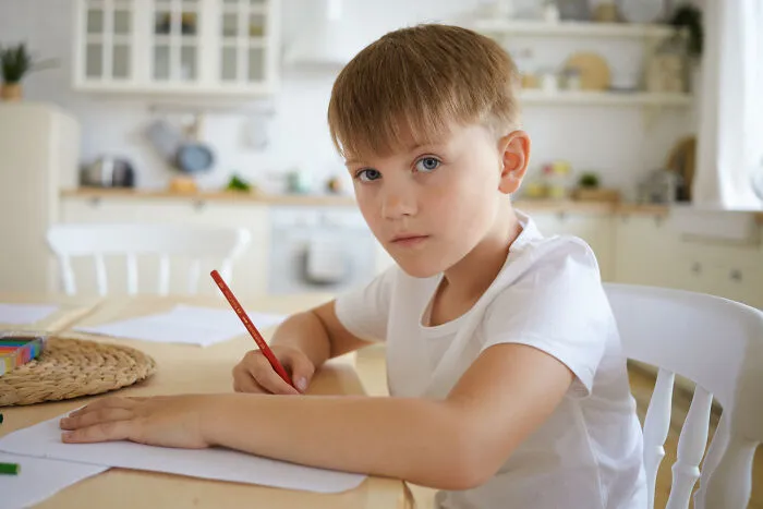 45 Teachers Share Psychopathic Behavior They Have Noticed In Kids That Left Them Horrified For Years