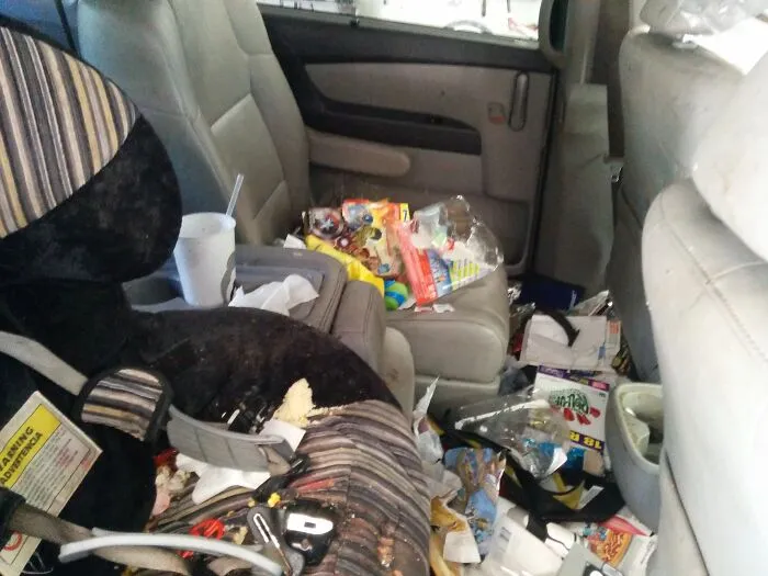 64 Times People Asked Their Partner To Stop Doing Something Gross, And Failed