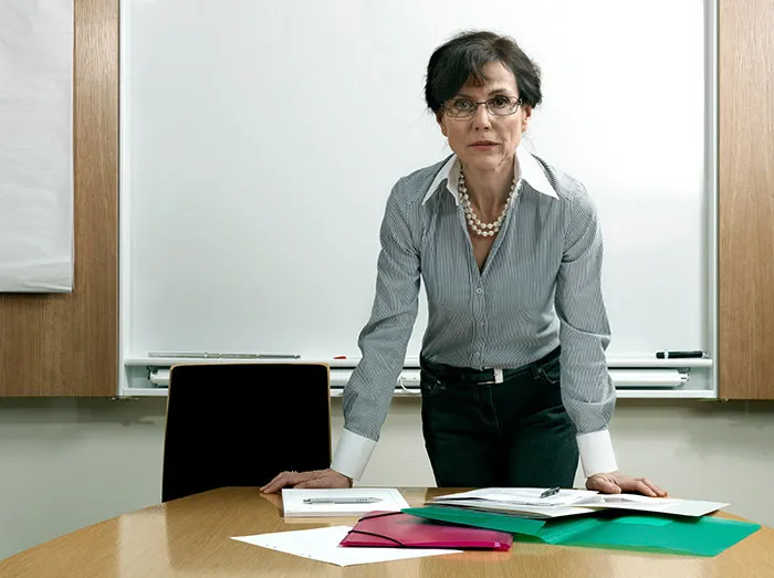 30 Secrets People Know That Could Completely Ruin Someone’s Life If They Were Ever Shared