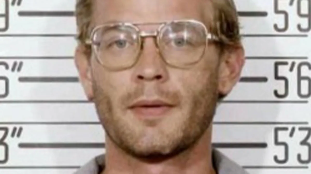 57 Disturbing Serial Killer Facts That Sound Completely Made Up But Are Sadly True
