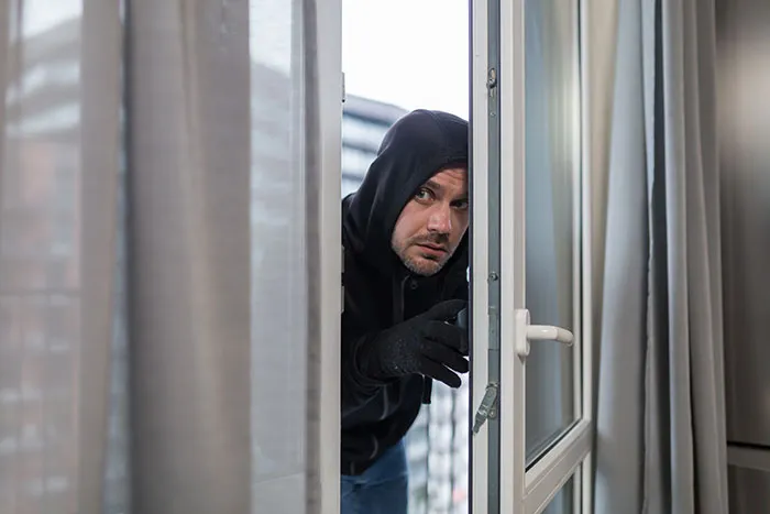 “Pure Genius”: 41 Criminal Masterminds That Impressed Everyone