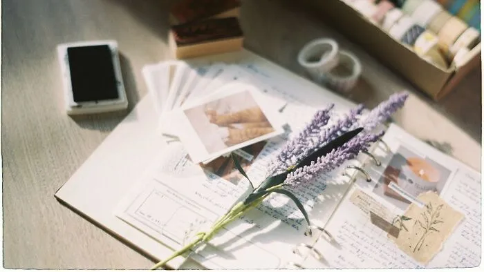 By the fourth date, you notice your date keeps many different little things from your time together, like bottle caps from drinks you had together, coffee shop receipts, museum tickets, and more. When you ask them about it, they tell you about the scrapbook they keep and fill with memories for when you two grow old together.