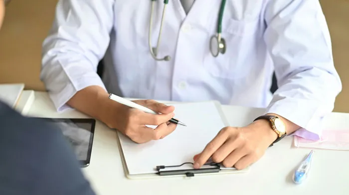 55 Patients Whose Sick Act Fell Apart The Second The Doctor Walked In