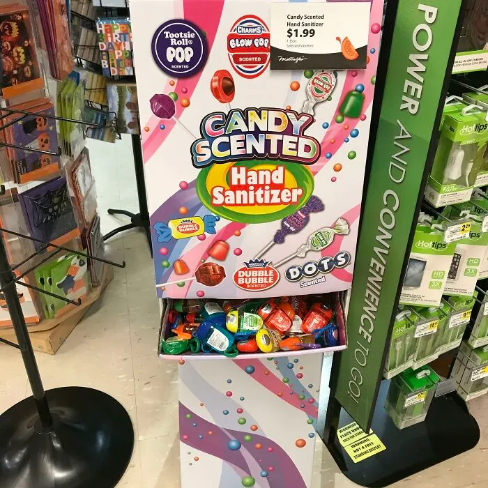 65 Hilariously Terrible Design Choices That Had The Internet Crying With Laughter