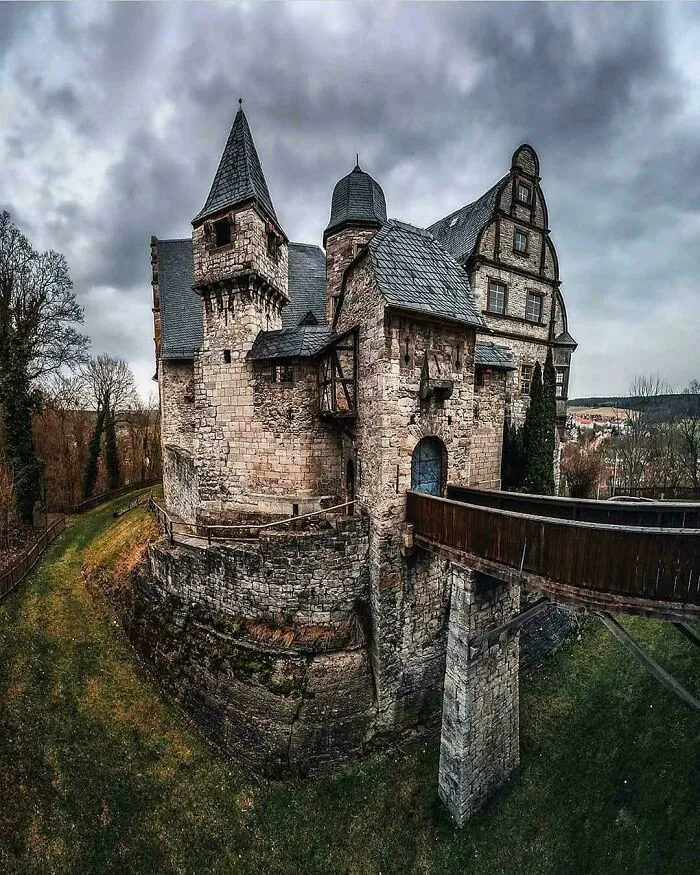 Kranichfeld Castle, Germany. First Mentioned In The 12th Century, It Was Transformed Into A Renaissance Style Castle In The 16th Century