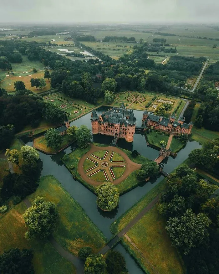 De Haar Castle In Utrecht, Netherlands