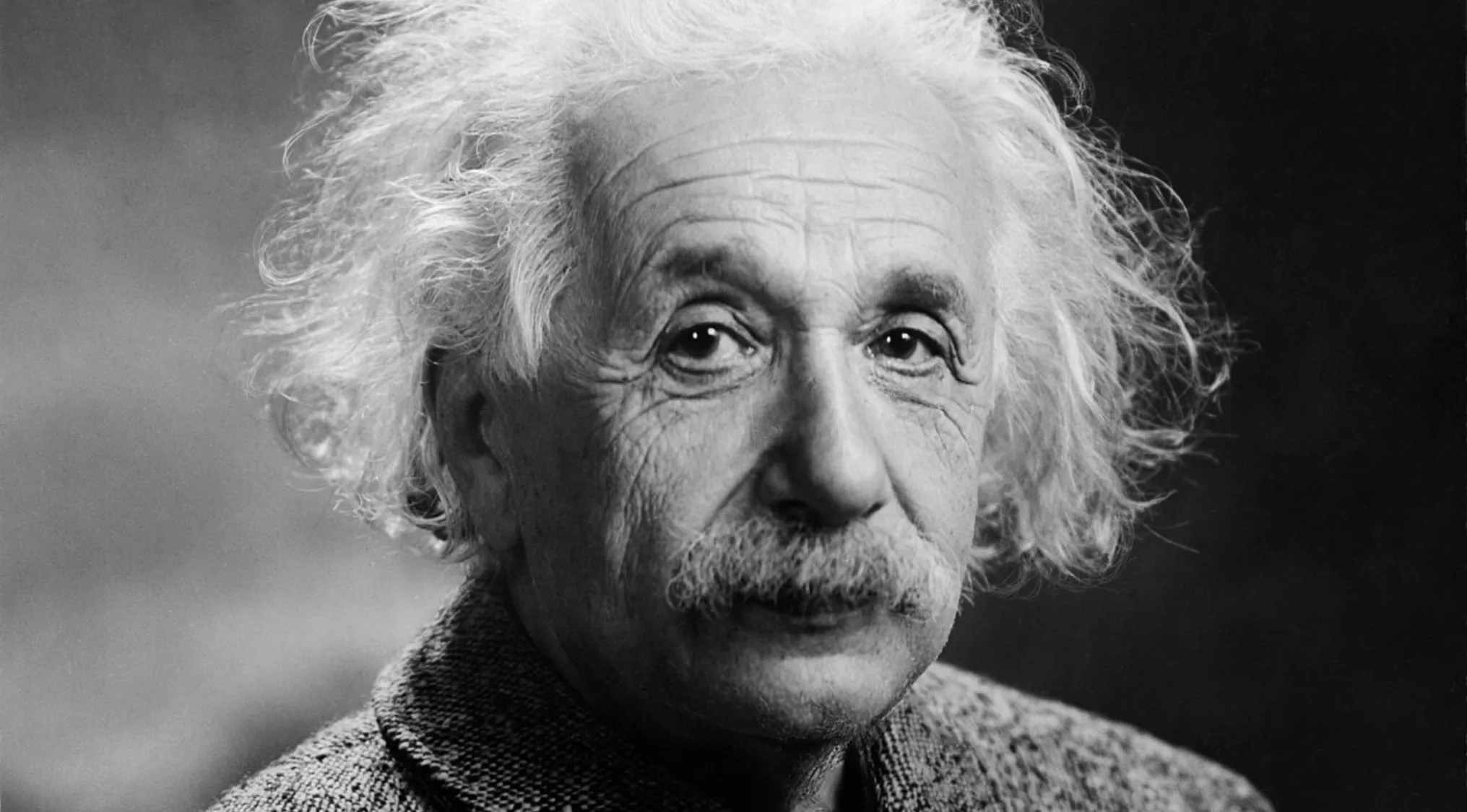 Albert Einstein portrait, prompting a quiz question about him being offered the presidency of Israel.
