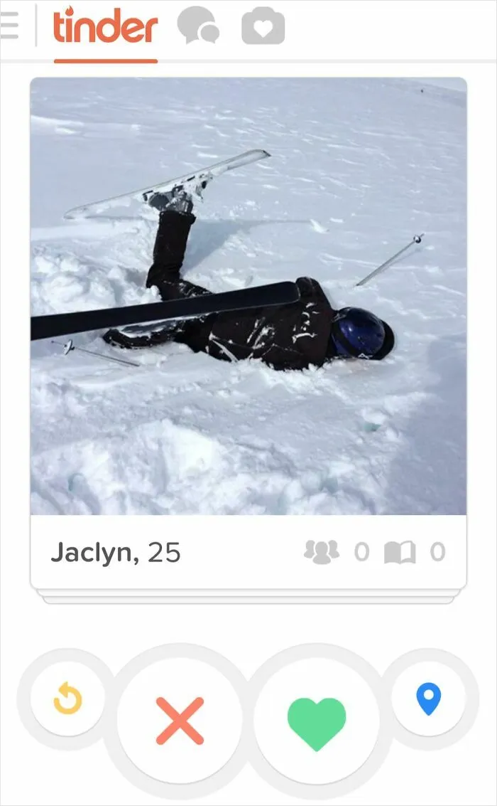 This Was Her First Picture. First Time I've Ever Actually Laughed Out Loud From Tinder