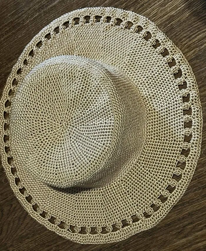 Beige crochet sun hat with decorative edge creative crochet project