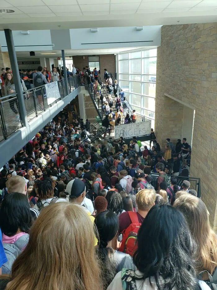 The Absolute Trash Design Of My School. This Is The Place Where Every Hallway Intersects