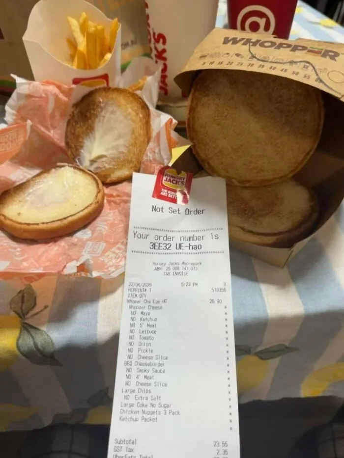 Misread The "Minus" Checkboxes On The Delivery App And Successfully Paid $25 For Two Empty Toasted Buns. 🍔