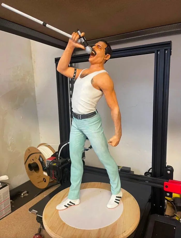 30 Personas creativas imprimiendo en 3D los objetos que no podian encontrar