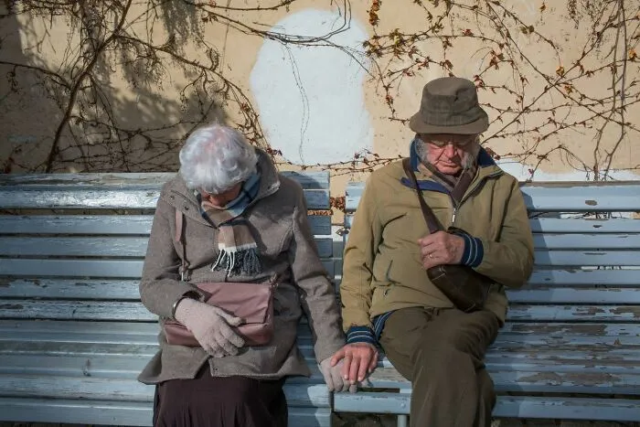 31 Fun Accidental Moments Captured By This Street Photographer (New Pics)
