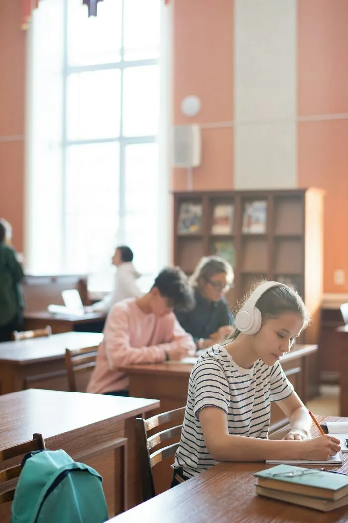 55 Of The Most Disturbing Things Gen Alpha Teachers Are Witnessing