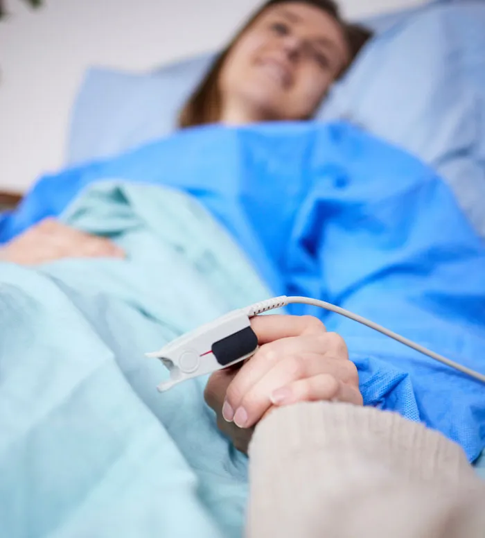 “Get In, Get Out As Quick As You Can”: Hospital Workers Are Not Sugarcoating Their Reality (51 Stories)