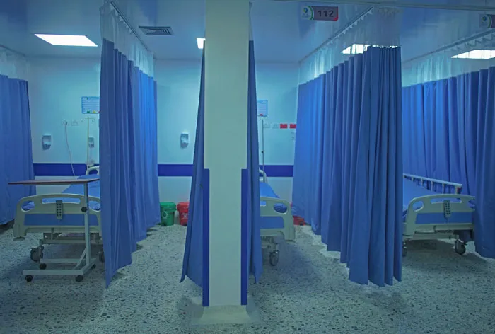 “Get In, Get Out As Quick As You Can”: Hospital Workers Are Not Sugarcoating Their Reality (51 Stories)