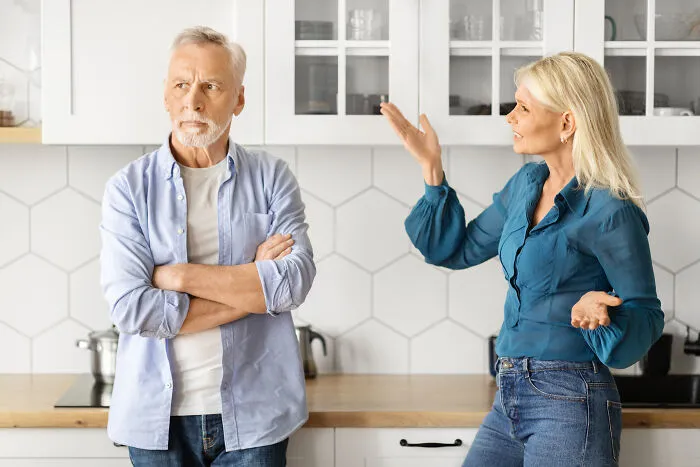 People Share 42 Experiences Showing The Truth About Relationships With Big Age Gaps