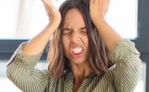 Woman Despises BF Who Has Been Draining Her Savings For Years, Dumps Him Due To Financial Stress
