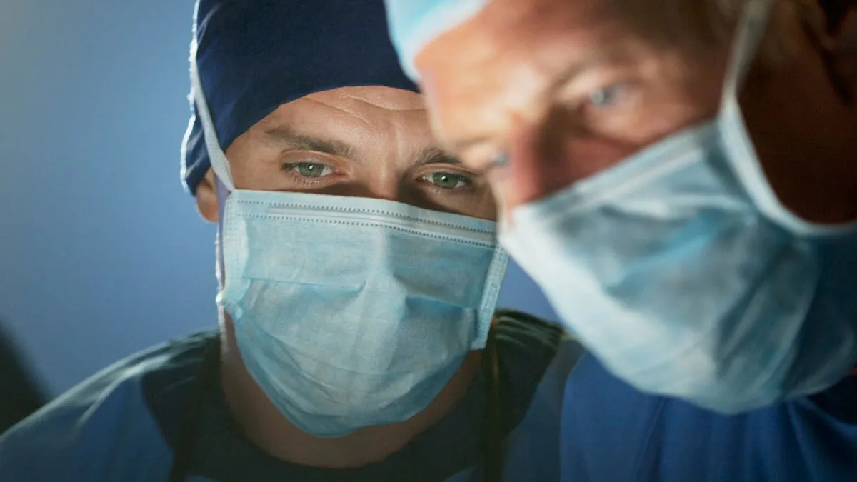 53 Times Doctors Realized Something Had Gone Terribly Wrong