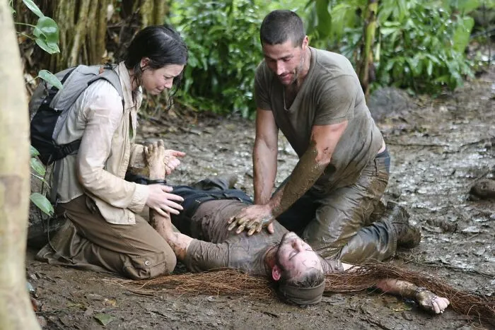 52 Injuries We See In Movies All The Time That Actually Work Totally Differently IRL 