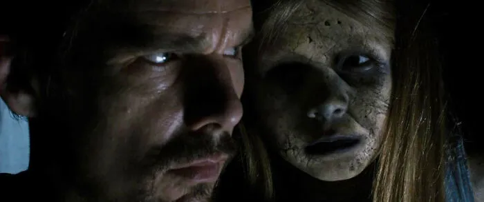 Sinister (2012)