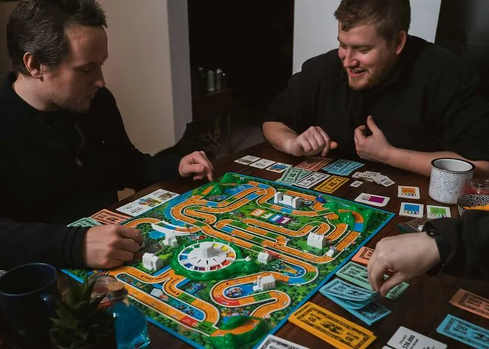 67 Things People Witnessed At Someone Else’s House That Made Them Swear To Never Return