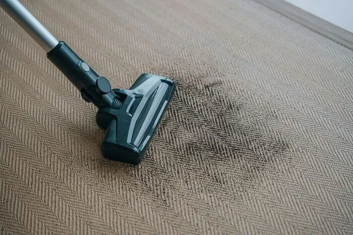 67 Things People Witnessed At Someone Else’s House That Made Them Swear To Never Return