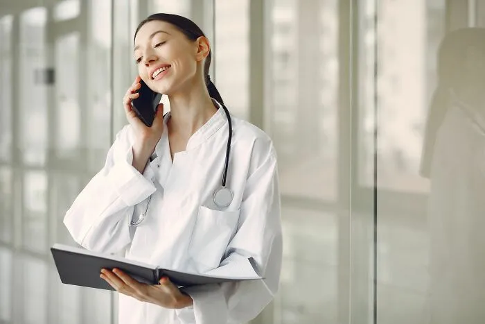 “Stop Sleeping Around”: 74 Embarrassing, Awkward, And Downright Horrible Gynecologist Encounters