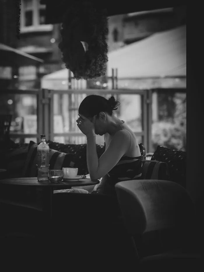 53 Things Bartenders Overheard That They Wish They Could Forget