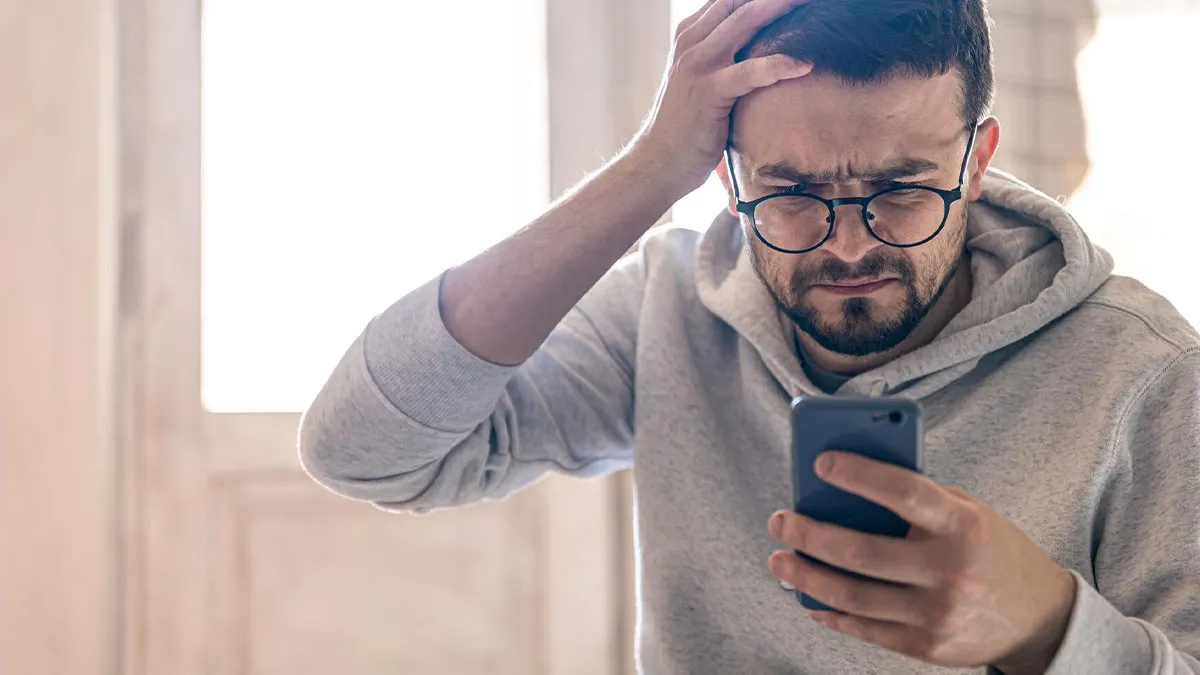 Guy Has Been Delusionally Dating “GF” For 10 Years, Fam Has No Clue What To Do As Truth Comes Out