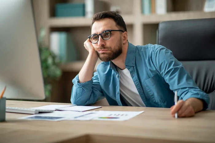 Employees Share 37 Ridiculous Corporate Habits That Just Waste Everyone’s Time