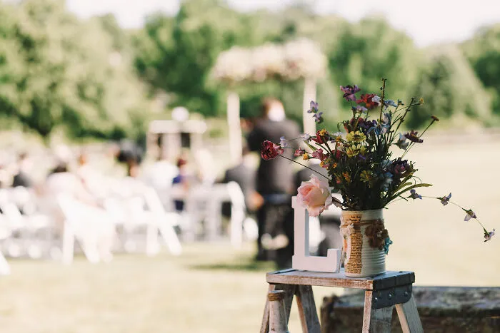 57 Wedding Guests Spill The Wildest Things They Couldn't Believe Actually Happened