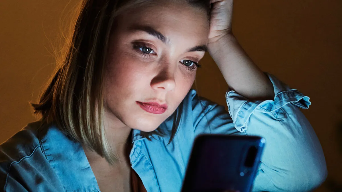 Man Makes GF Move Back To Her Parents To Save Money, Regrets It As It All Works Out For Her