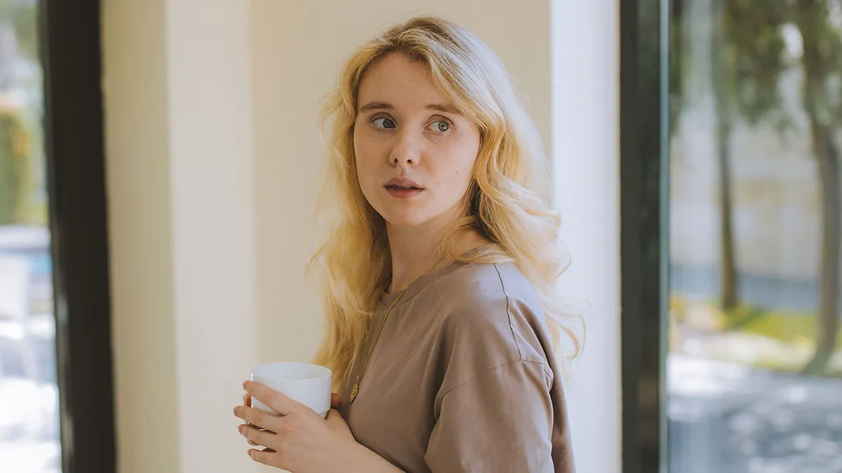 Bride Thinks Groom's Female Friend Is Just Difficult, The Truth Turns Out To Be Much Worse