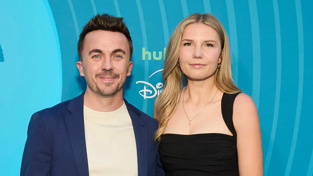 'Malcom In The Middle' Star Deletes "Cruel" Divorce Announcement That Forced Wife Paige To Break Her Silence