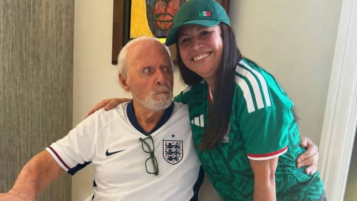 Anthony Hopkins' Unrecognizable Look In New World Cup Photo Sparks Fan Uproar After They Notice Controversial Detail