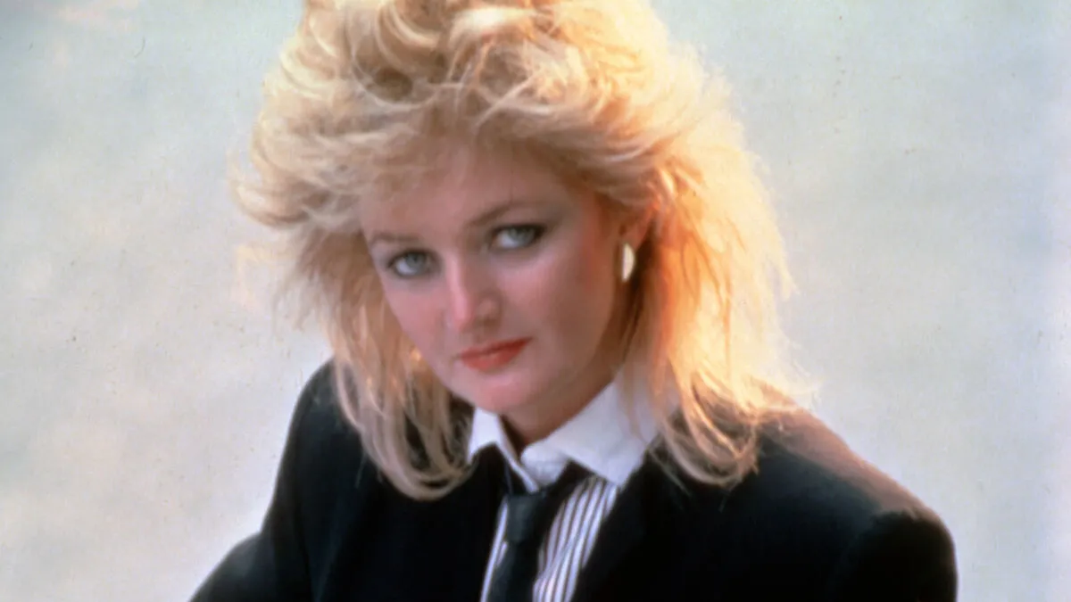 Doctor Sends Alert After 'Holding Out For A Hero' Icon Bonnie Tyler Passes Away Following Medical Emergency