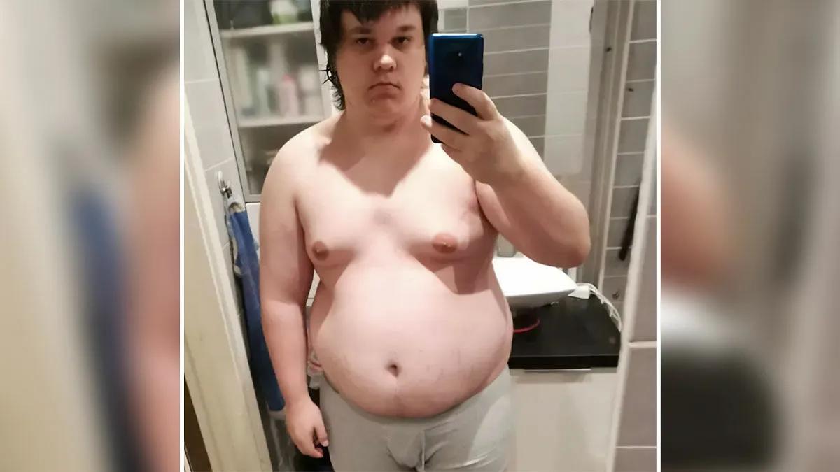 Man Reveals Wild Before-And-After After Attending Chinese "Fat Camp" For Four Weeks