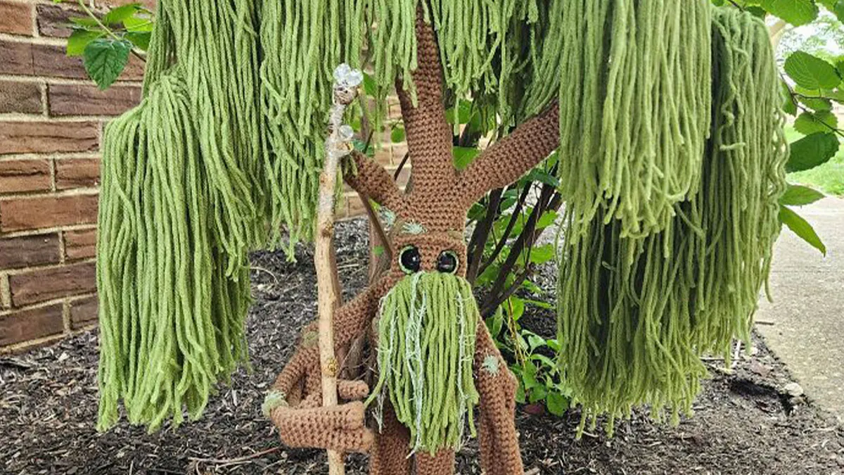 Not Your Average Granny Square: 37 Times Crocheters Outdid Themselves (New Pics)